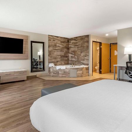 ליברמור Best Western Plus Vineyard Inn מראה חיצוני תמונה