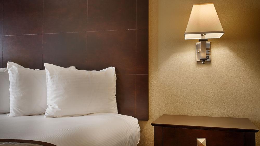 ליברמור Best Western Plus Vineyard Inn מראה חיצוני תמונה